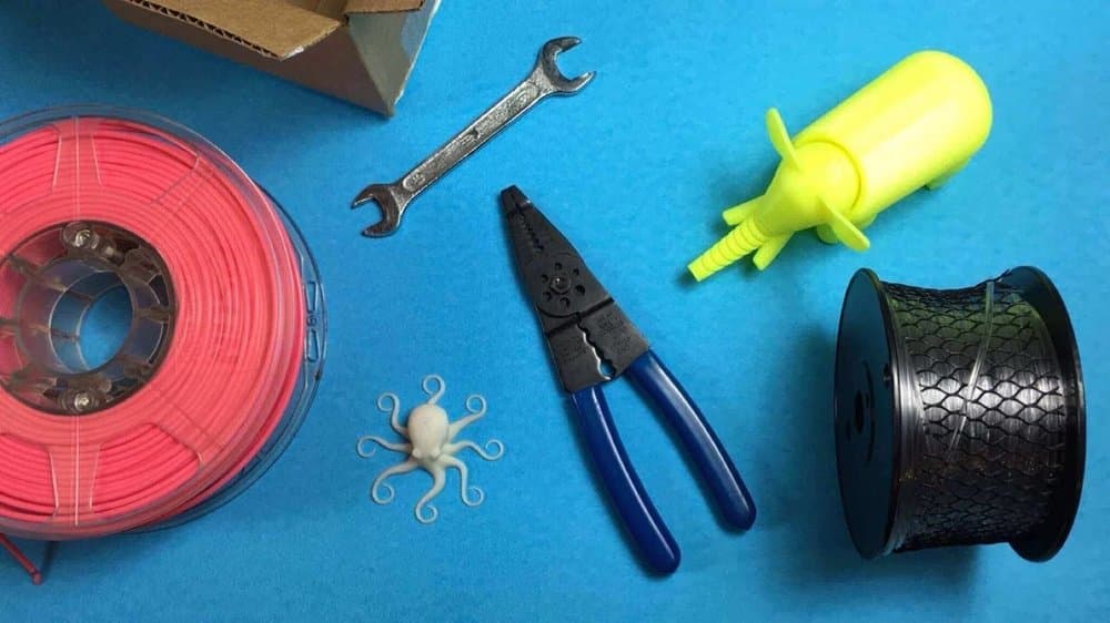 Subscription boxes for 3D printing usually include some filament samples 
